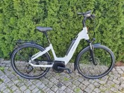 Vélo De Ville Velo De Ville AEB800 26" Wave Weiß Glanz 500 WH