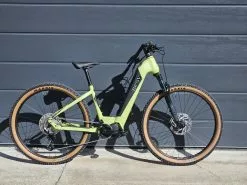 BESV TRX 1.3 LS Gr. S Gentle Green Matt 630 Wh