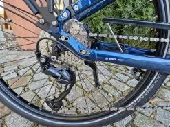 Vélo De Ville Velo De Ville AEB800 26" Wave Night Blue Glanz 500 WH 42 Cm 7 Vélo De Ville Velo De Ville AEB800 26" Wave Night Blue Glanz 500 WH 42 Cm -Shimano Verkäufe Velo de Ville AEB dunkelblau 2023 1 1280x1280