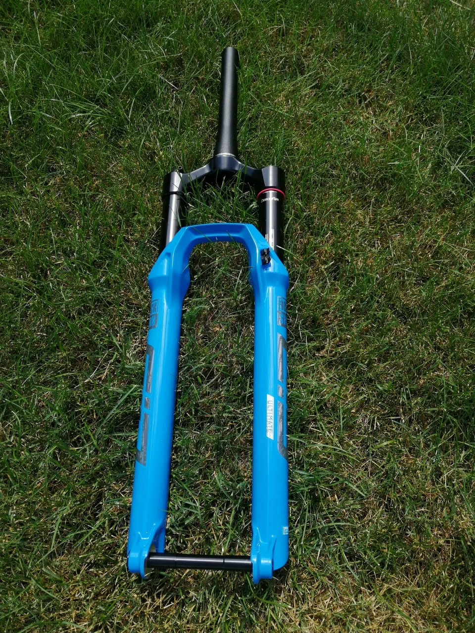 RockShox Federgabel 29" SID Ultimate Race Day 120 Mm BOOST TwistLoc Blau 2 RockShox Federgabel 29" SID Ultimate Race Day 120 Mm BOOST TwistLoc Blau – Bild 2