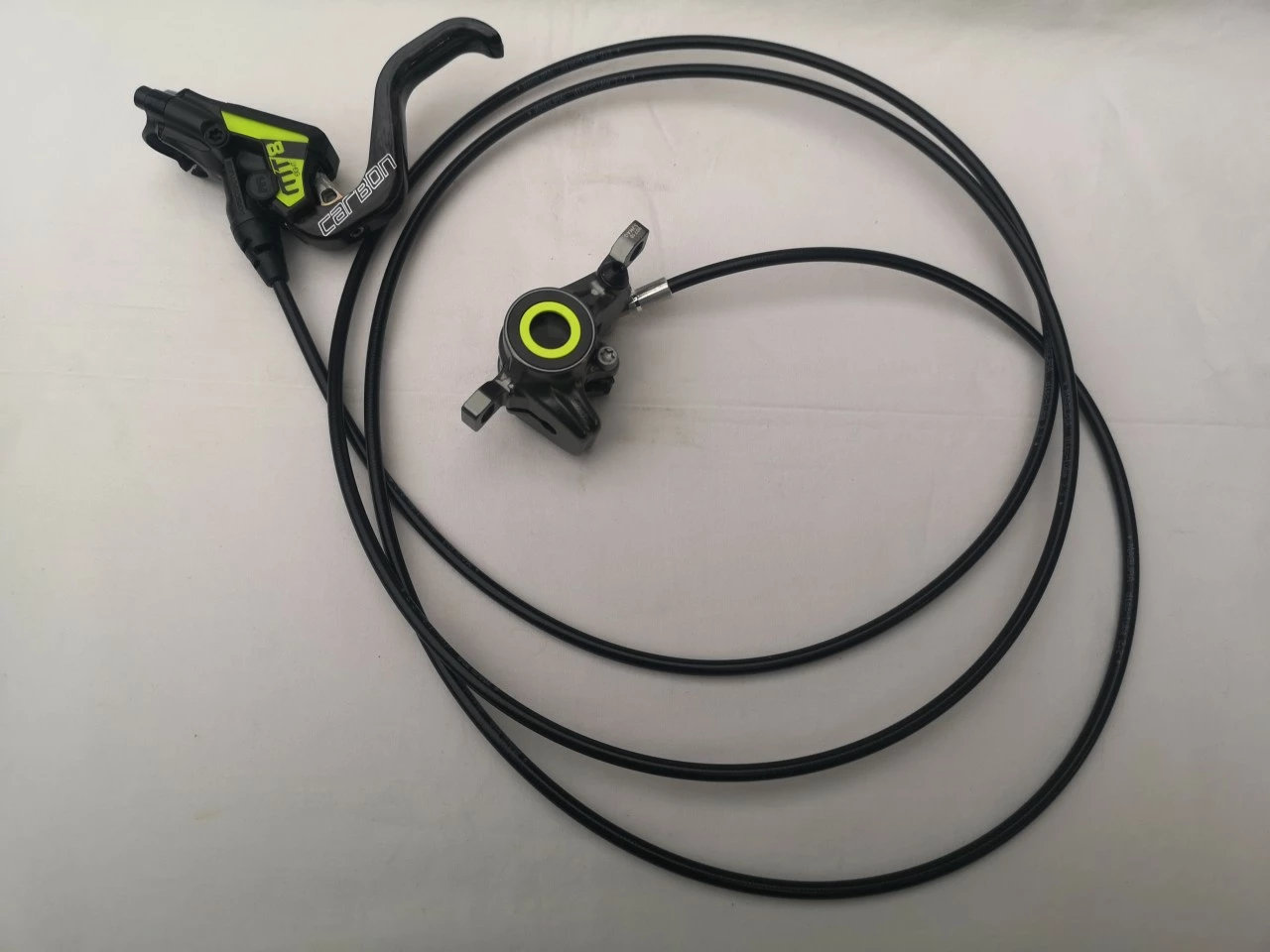 Magura MT8 SL 1-Finger HC Carbon-Hebel, Links/rechts 2.200 Mm Einzelbremse 2 Magura MT8 SL 1-Finger HC Carbon-Hebel, Links/rechts 2.200 Mm Einzelbremse – Bild 2